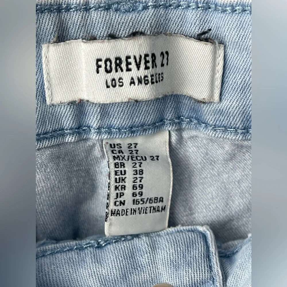 FOREVER 21 JEAN SHORTS - Picture 4 of 6